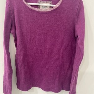 Cute mini Biden long sleeve shirt with lace
